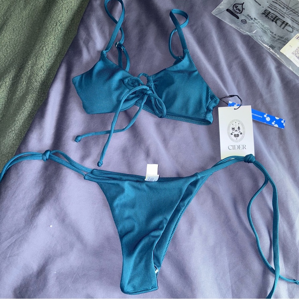 NWT Cider O-ring Ribbed Bikini Set, xs